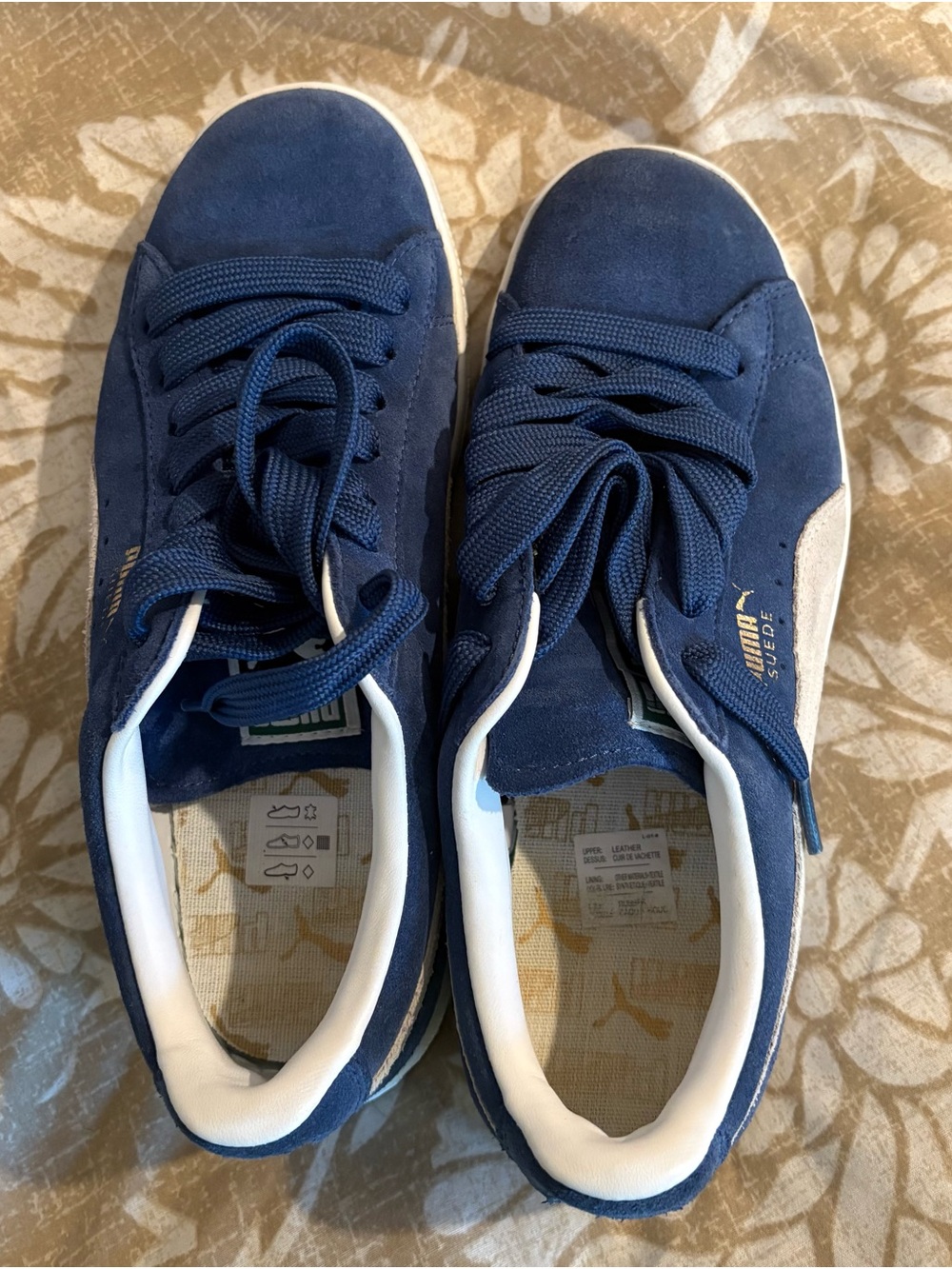 PUMA Suede Classic Men's Sneakers in Navy Blue